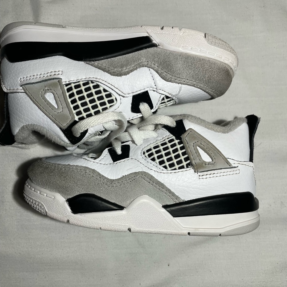 Nike retro